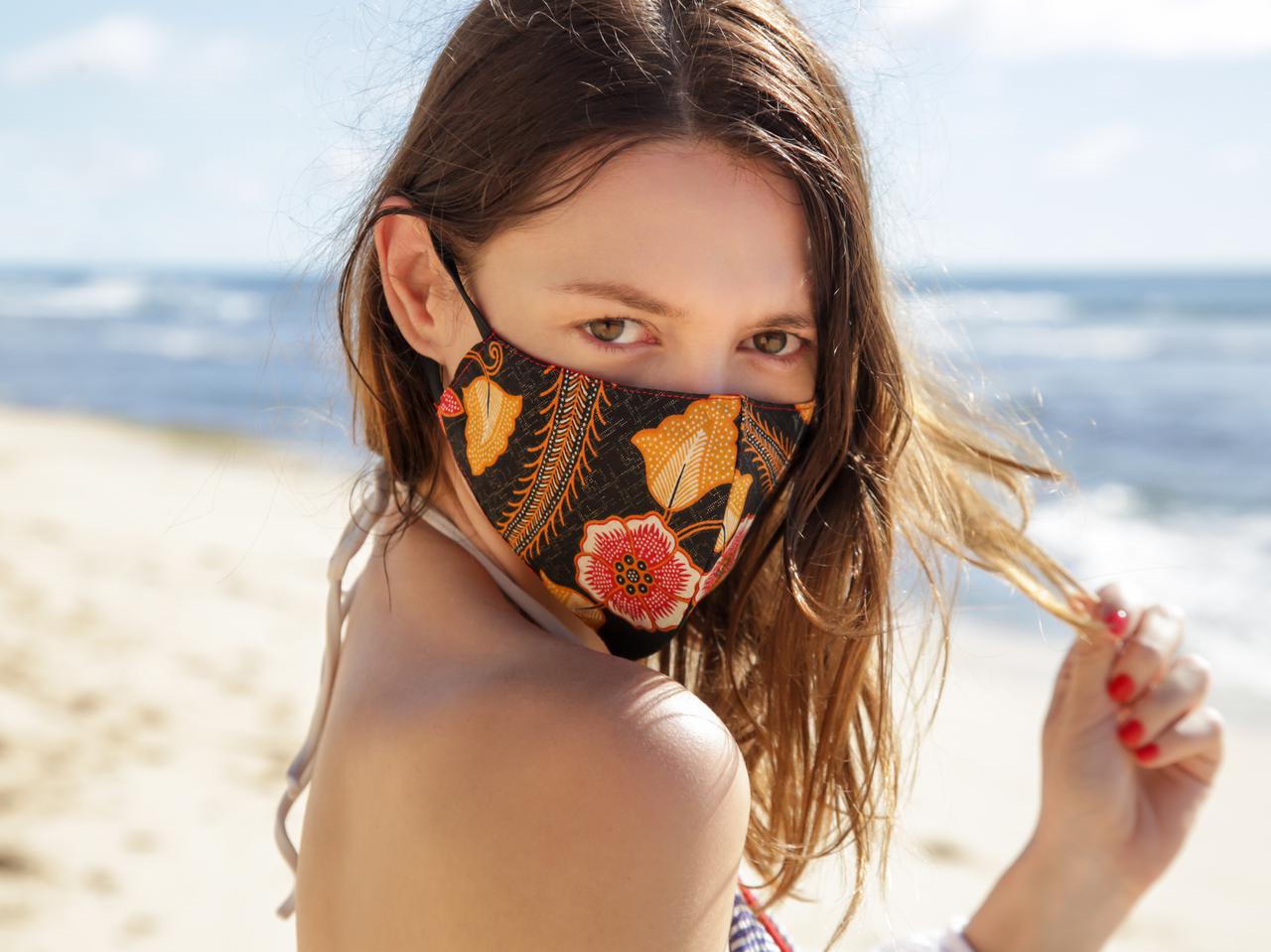 マスクの日焼け跡がくっきり!?予防するコツ&正しいアフターケア方法