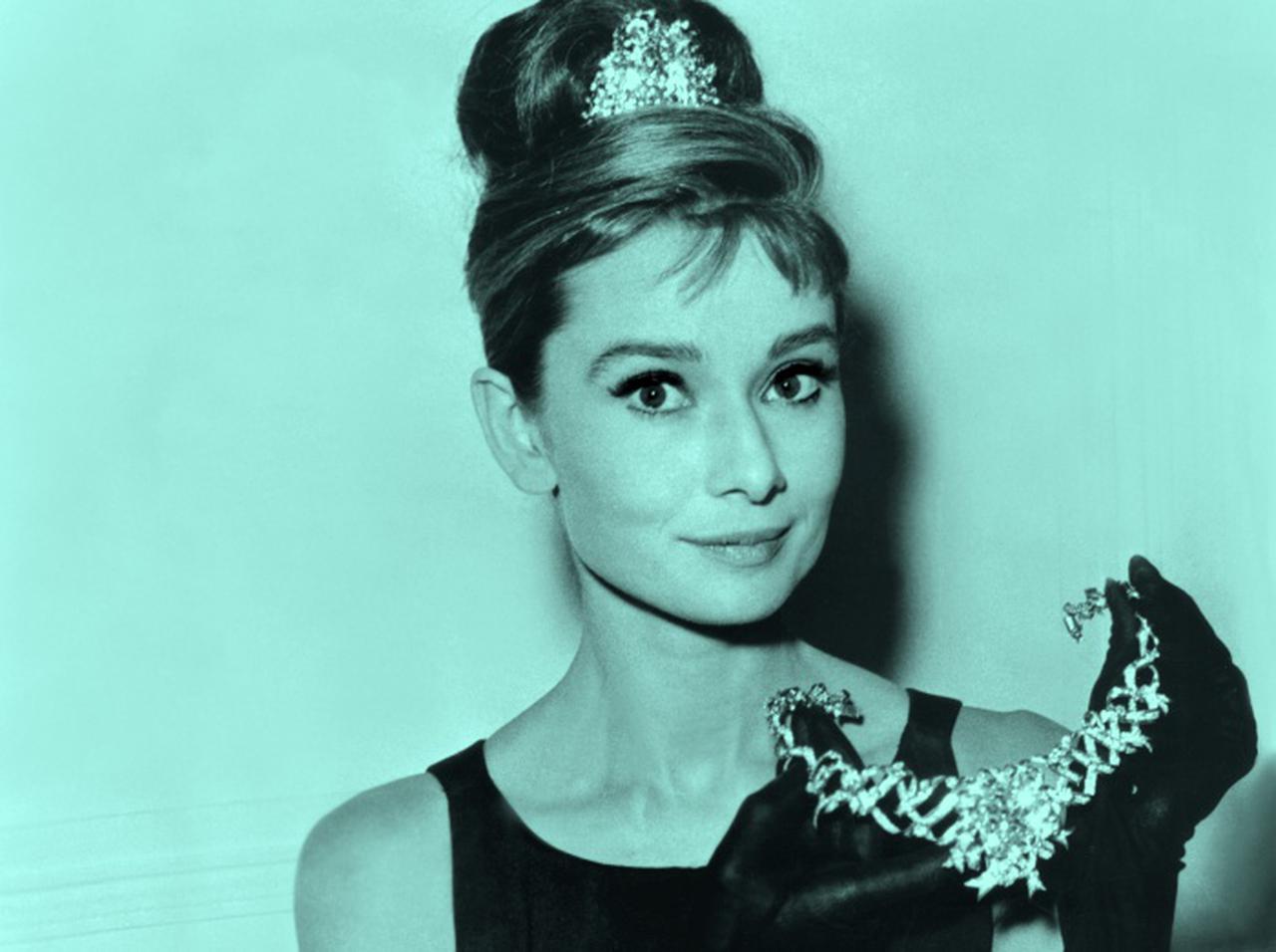 ガル・ガドット、『ナイル殺人事件』で『ティファニーで朝食を』と同じ33億円ダイヤを着用