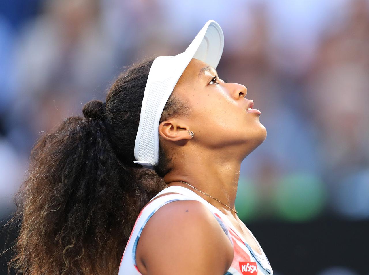 大坂なおみ選手、「アスリートになる前は黒人女性」準決勝をストライキ