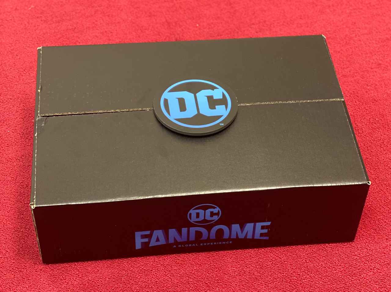 世界で128個のみ!DCファンドームのプレスキットを大公開!