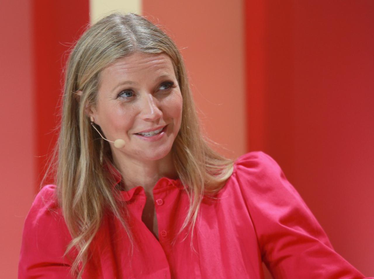 『アベンジャーズ』女優、キアヌ・リーブスの元カノから「オーラルセックスの極意」を教わる