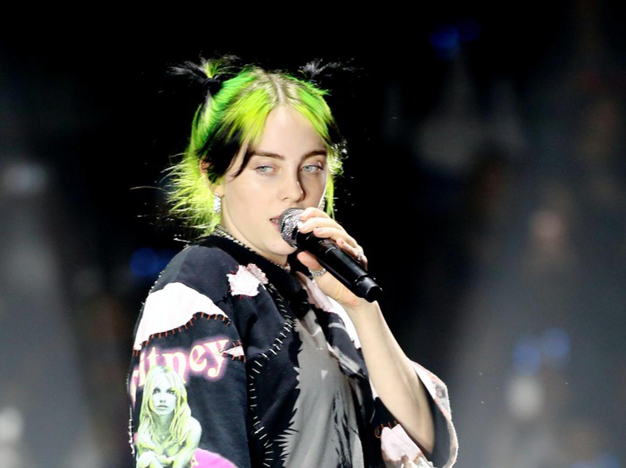 ビリー・アイリッシュ、「bad guy」はウソをついているあの人たちについての楽曲だった