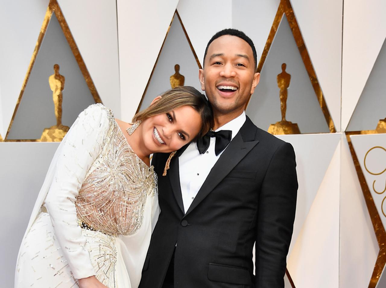 ジョン・レジェンド＆クリッシー・夫妻に第3子誕生へ！MVで妊娠をさりげなく公表