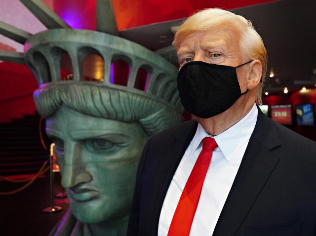 マスク姿だとさらに似ている？マダム・タッソーNYが感染対策して再オープン