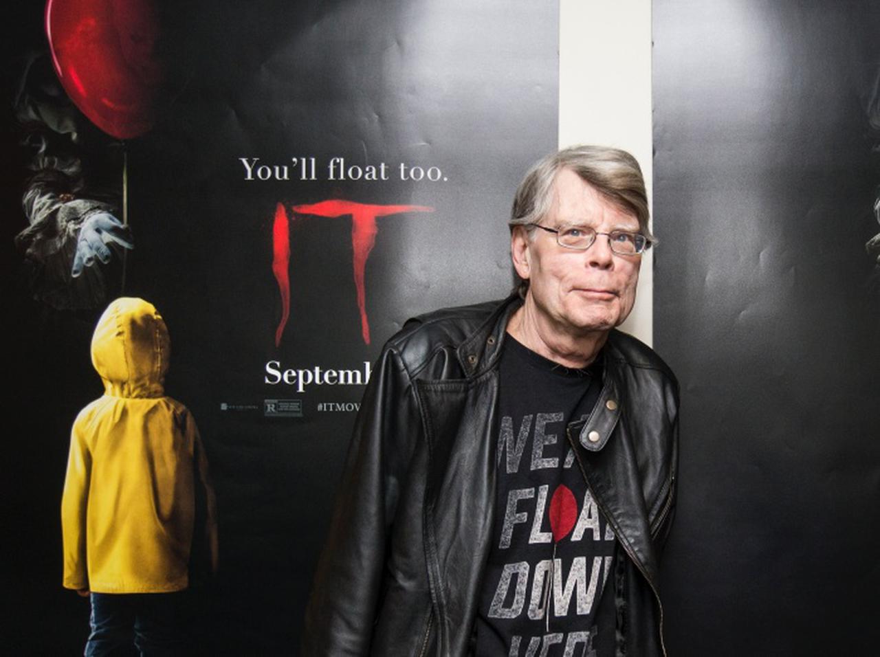 スティーヴン・キング、自分を轢いた車を買った理由は「ハンマーでぶっ壊すため」