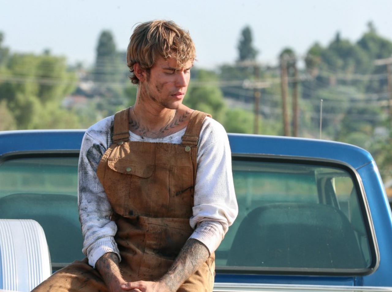 ジャスティン・ビーバー、新曲「HOLY」のミュージックビデオにコロナ禍での『苦しみ、痛み、挫折』を反映