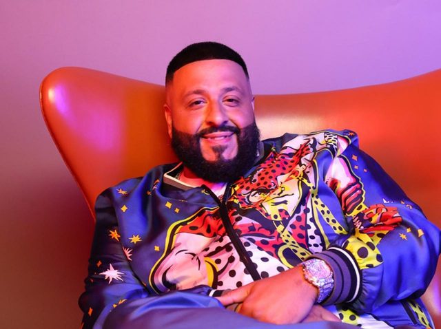 DJキャレド、「半ケツ状態」の写真を撮られるも余裕