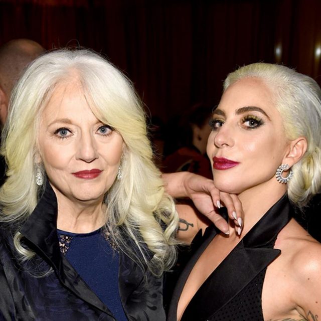 レディー・ガガ、母との複雑だった関係を振り返る