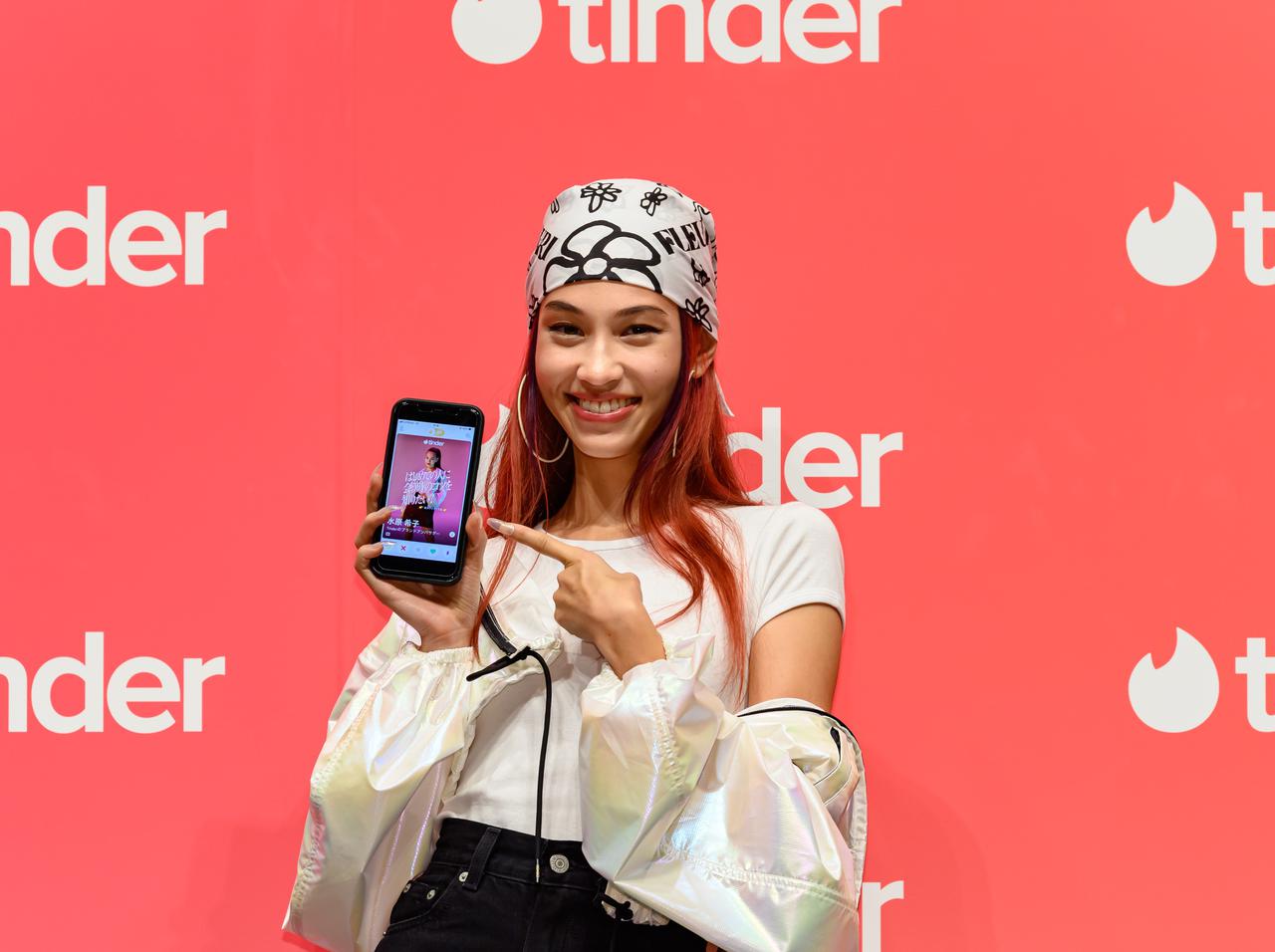 水原希子がSWIPE NIGHTをひと足先に体験!「こんな体験したことない」