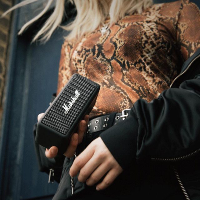 Marshall史上、最小ポータブルスピーカー「Emberton」発売