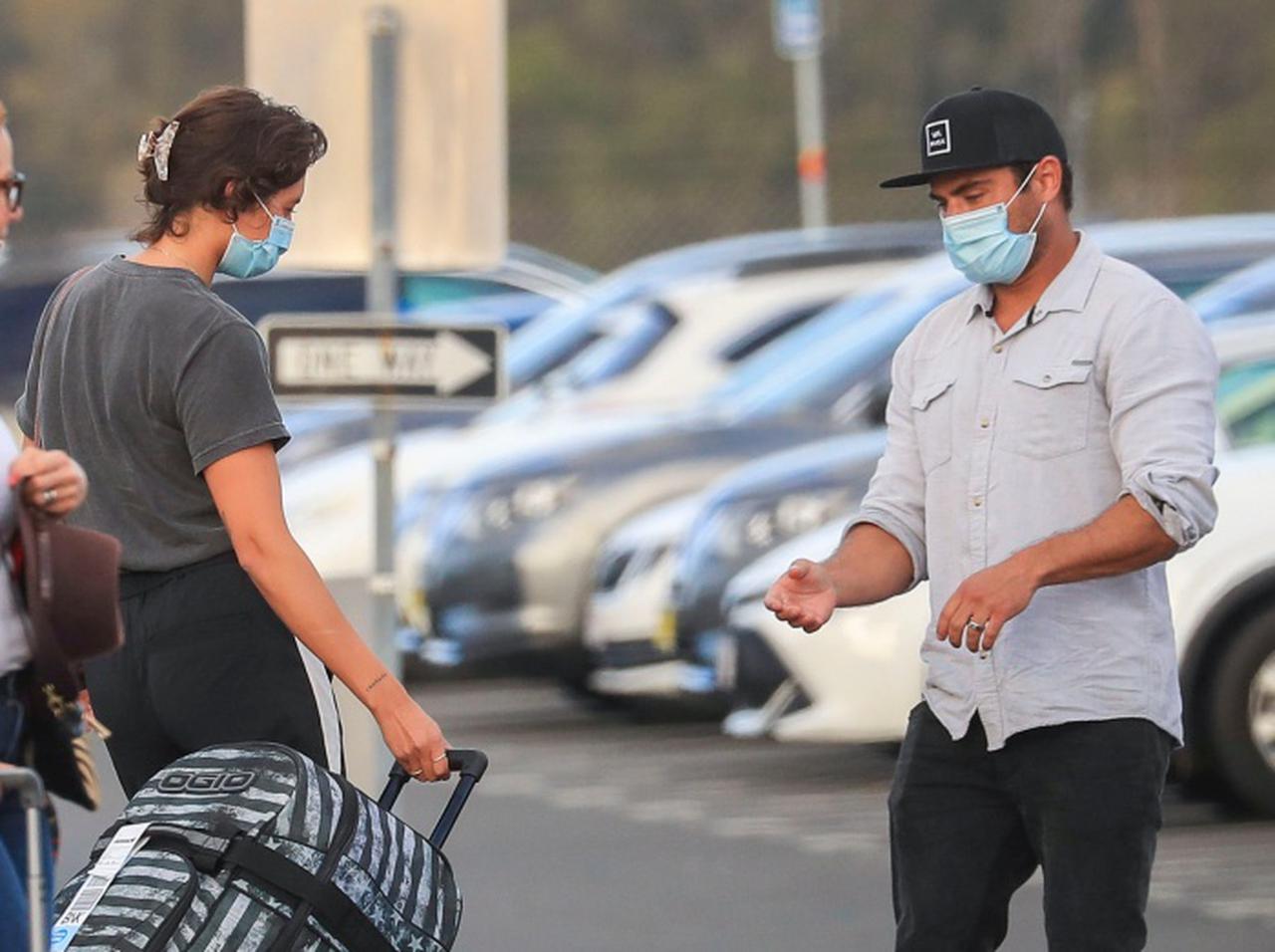 ザック・エフロン、新恋人「ヴァネッサ」は“行きつけのカフェの店員”だった【写真アリ】