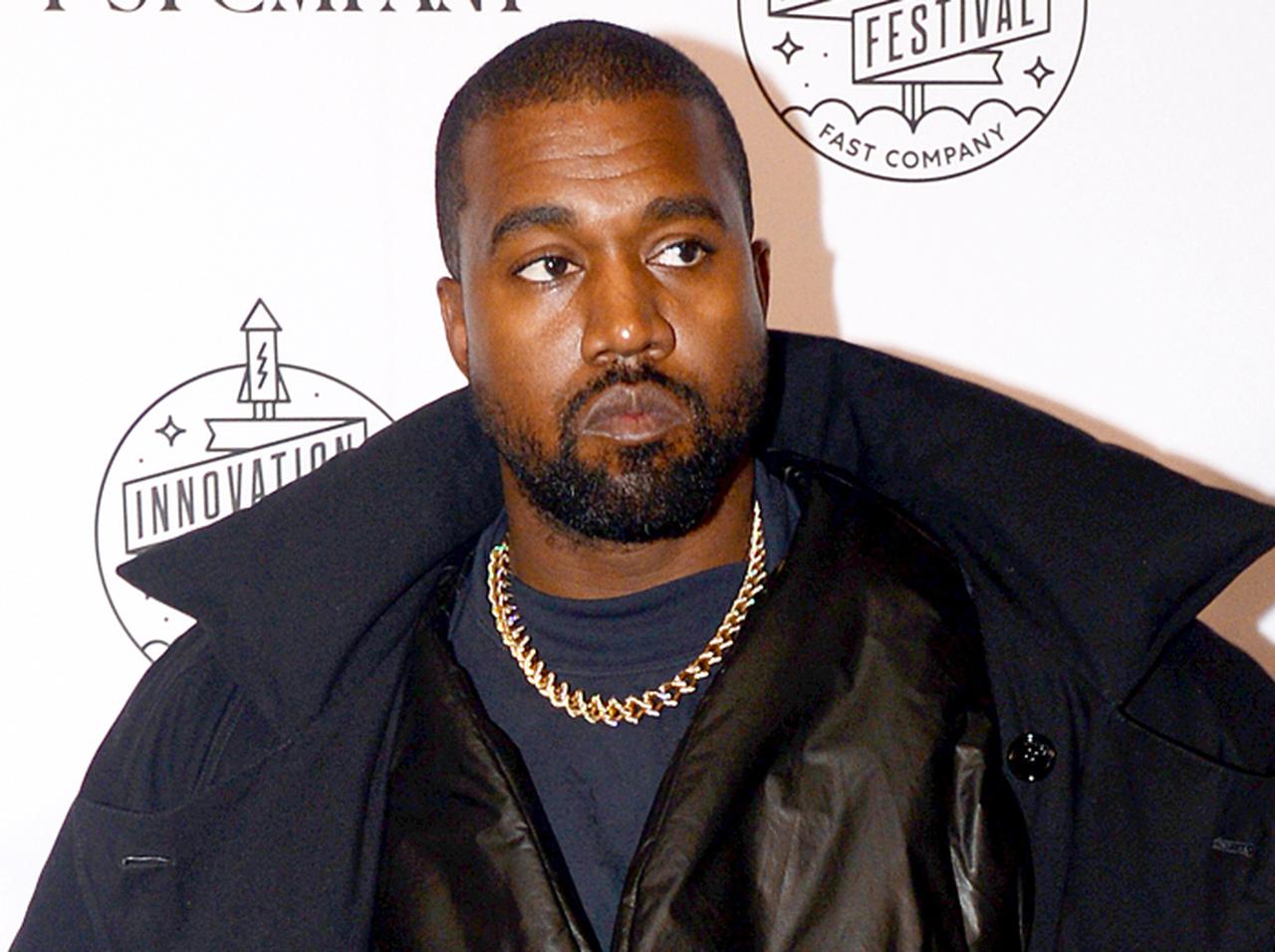 カニエ・ウェスト、グラミー賞のトロフィーに「放尿」し音楽業界の“在り方”に抗議