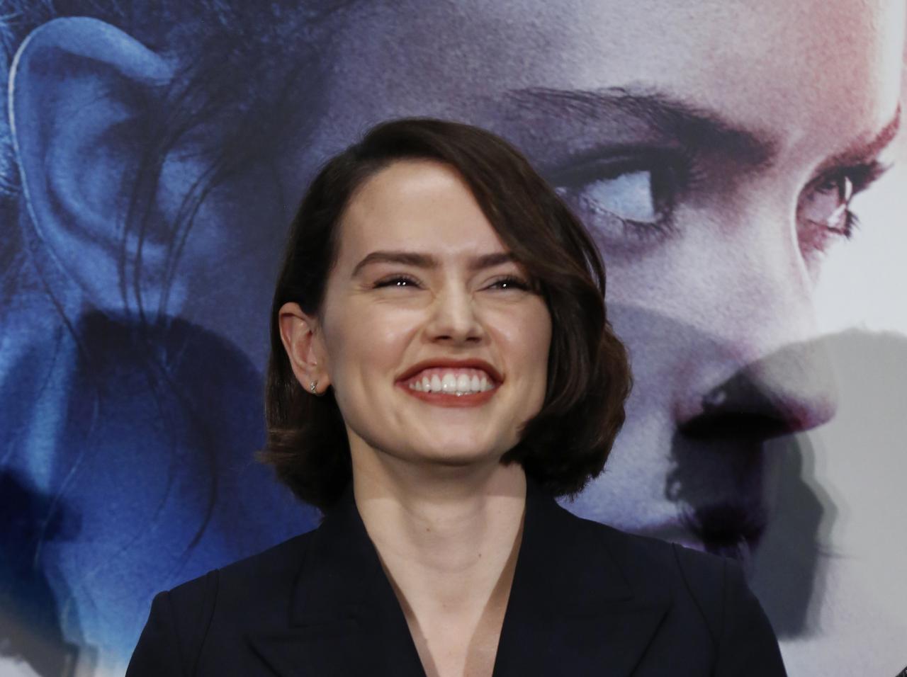 『スター・ウォーズ』レイ、最初はオビ=ワンの孫の設定だった!