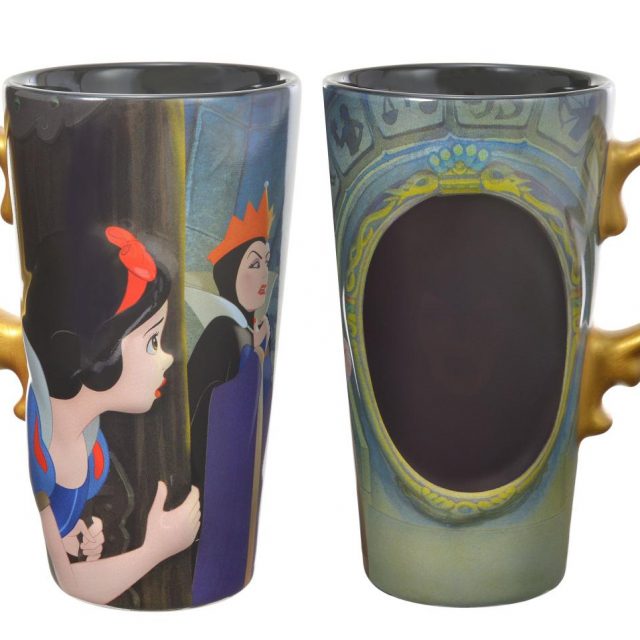 ディズニー『白雪姫』、お湯を注ぐと魔法の鏡が変化するマグカップ発売