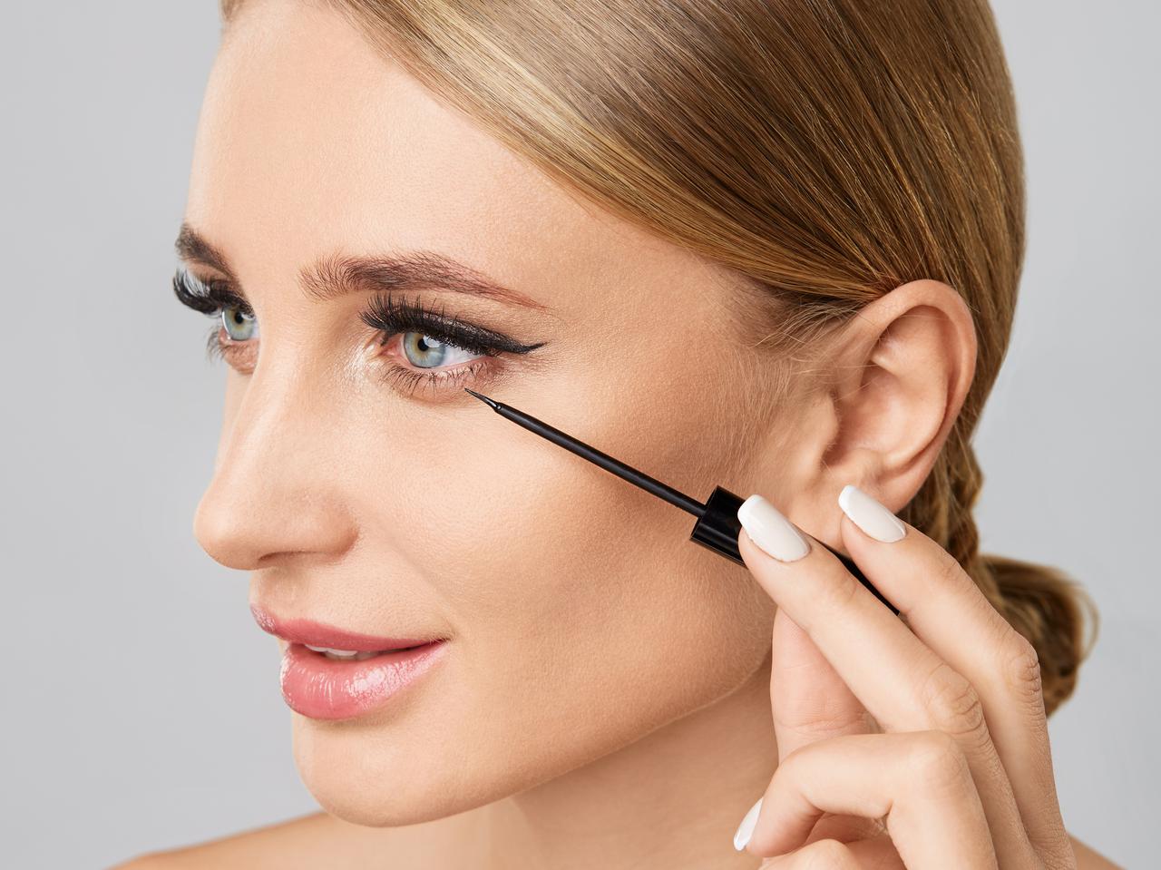 これで失敗しない!“ウィングアイライン”のNGな引き方&簡単なコツ