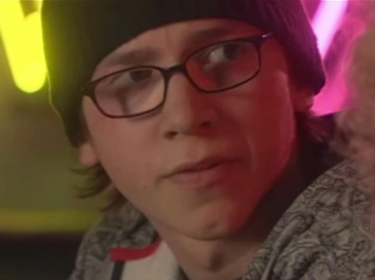 『スキンズ』シド役、教師になっていた!先生姿がエモすぎる【動画アリ】