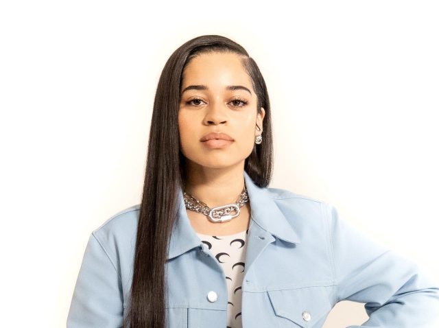 グラミー賞受賞シンガー、エラ・メイが2年ぶりの新曲「Not Another Love Song」をリリース