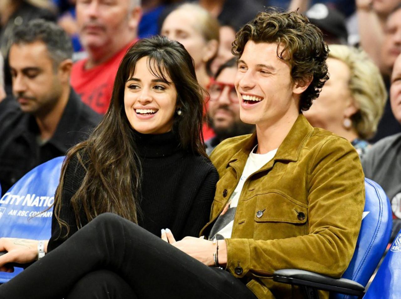 ショーン・メンデス、外出自粛期間中にカミラ・カベロと「非日常的な生活」を送る