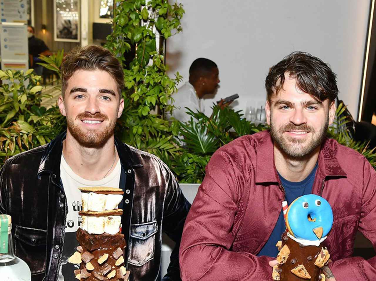 NY州知事までも怒らせたザ・チェインスモーカーズのコンサートの処分が決定