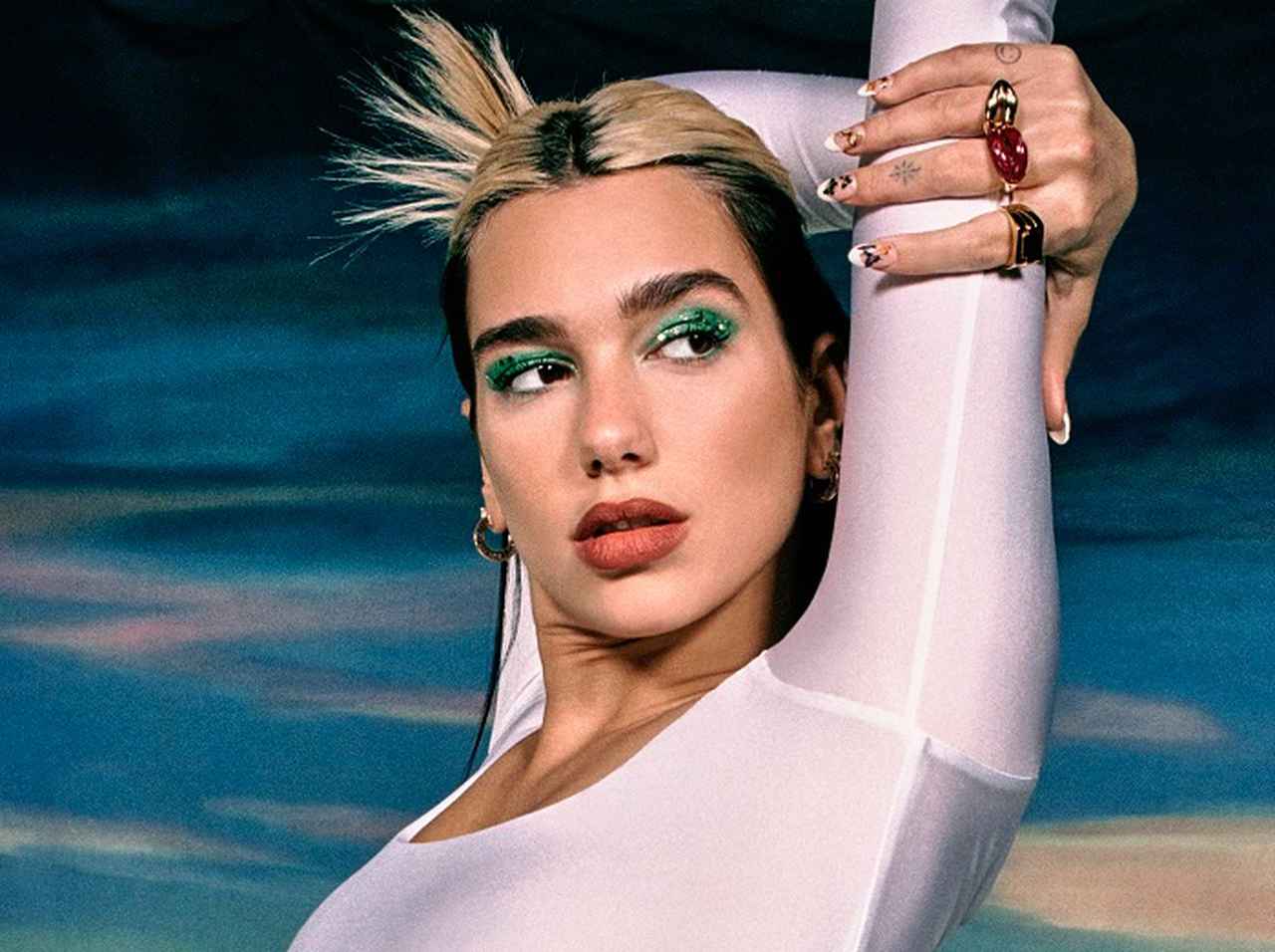 MVにはファンも参加！デュア・リパがダベイビーとの「Levitating」リミックスをリリース