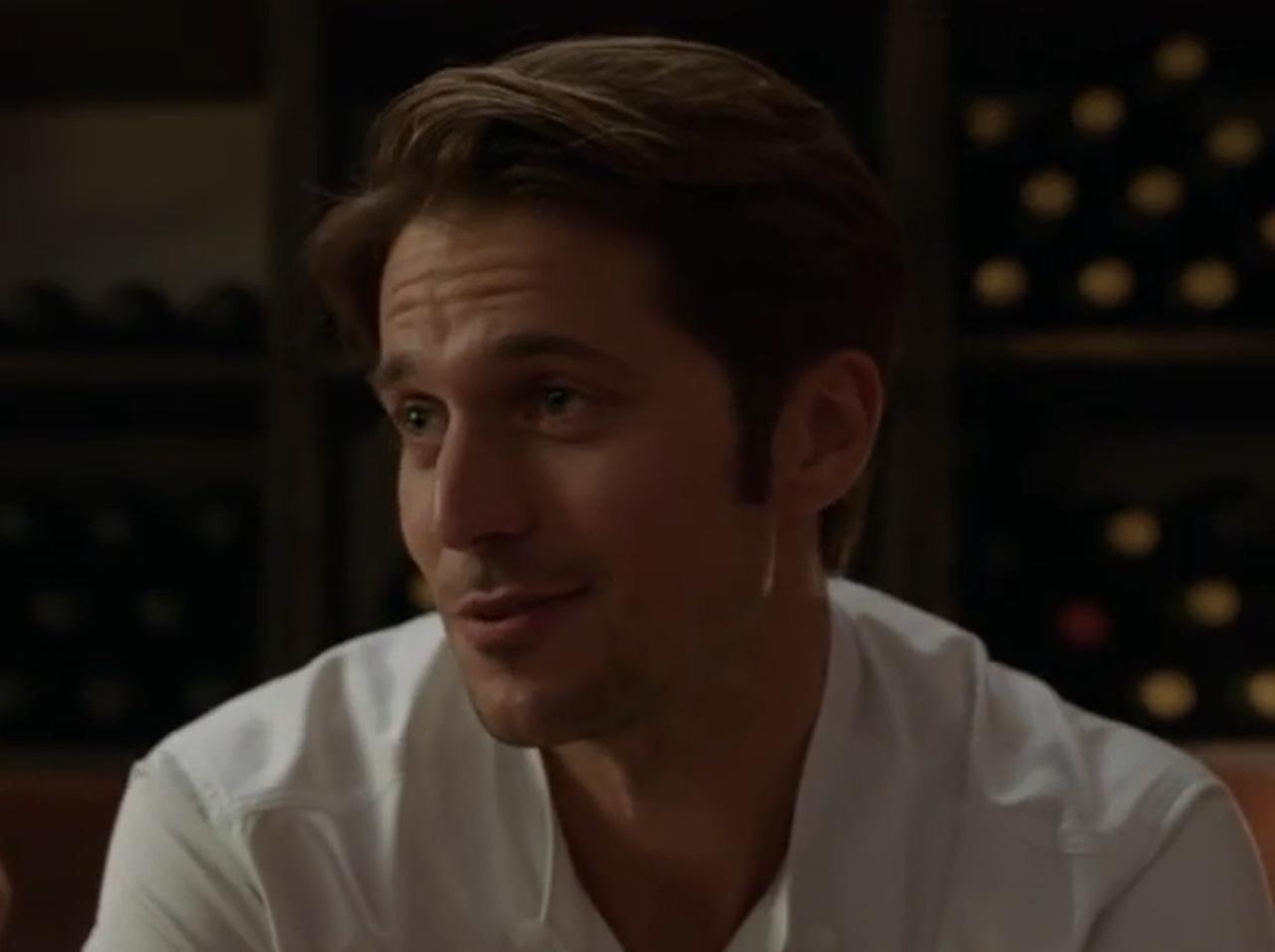 『エミリー、パリへ行く』あのシーンだけはフランス人の事実!ガブリエル役が明かす