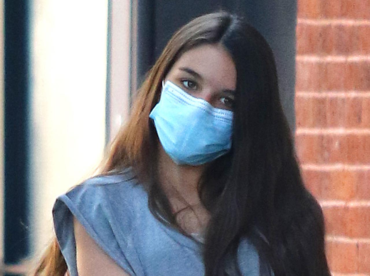 トム・クルーズ娘スリ・クルーズ、14歳で大人顔負けの「意識高めファッション」着こなす