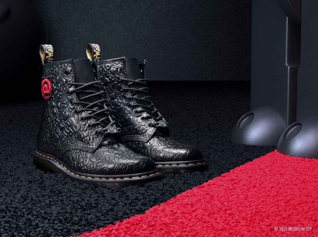 ドクターマーチンとメディコム・トイがコラボ!限定ベアブリックも発売