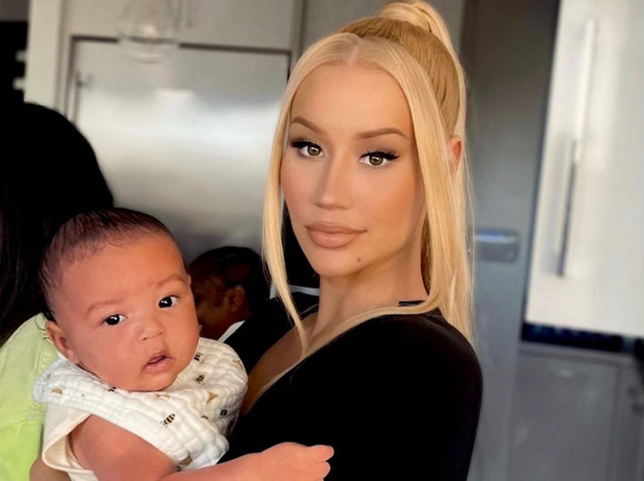 イギー・アゼリアが恋人と破局、シングルマザーとして生きる決意を固める