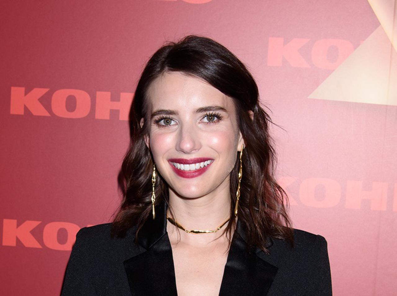 エマ・ロバーツ、母親にiPhoneをプレゼントしたのは人生で最悪なこと