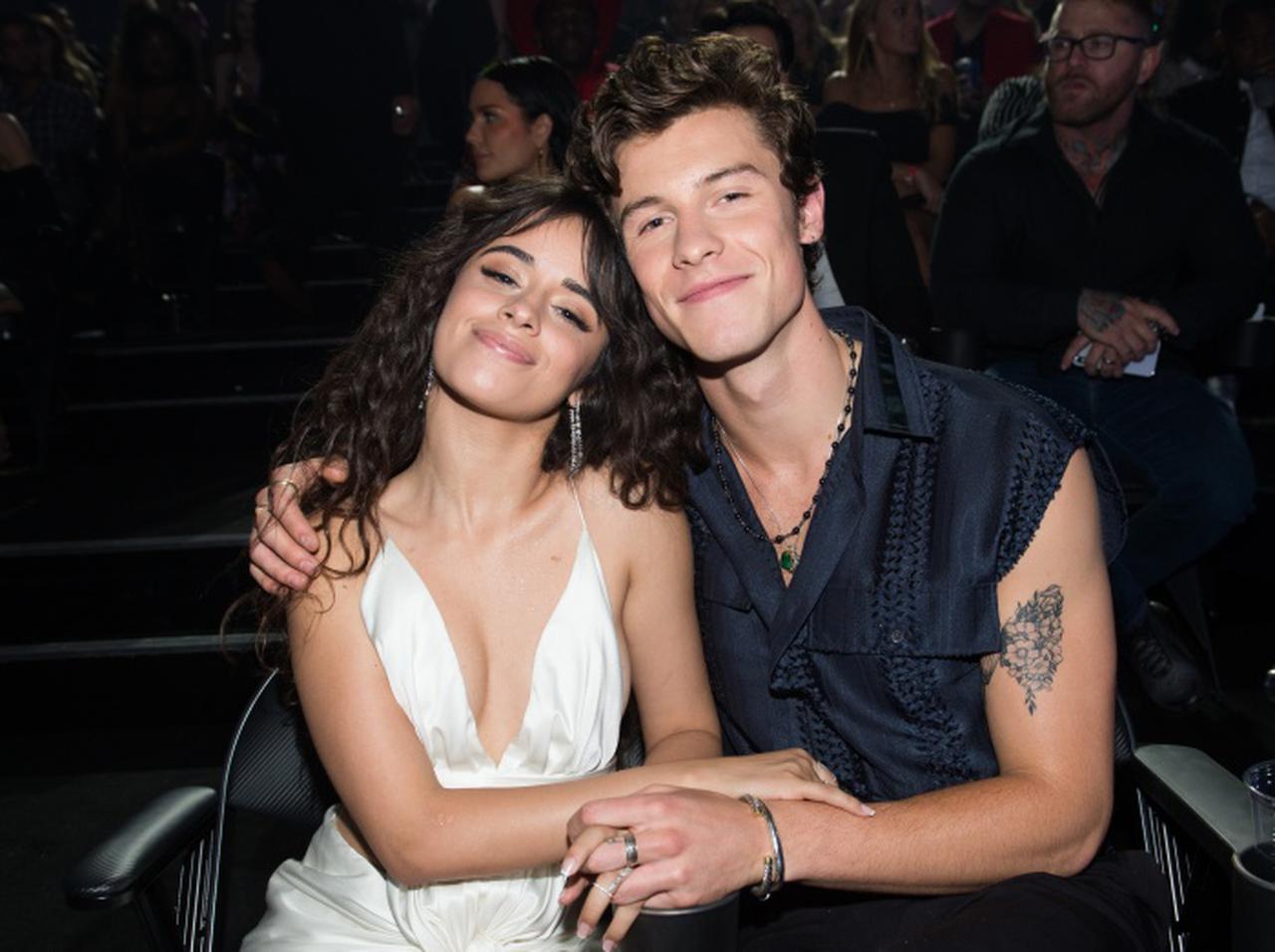 ショーン・メンデス、恋人カミラ・カベロと「ひとつになった瞬間」を振り返る