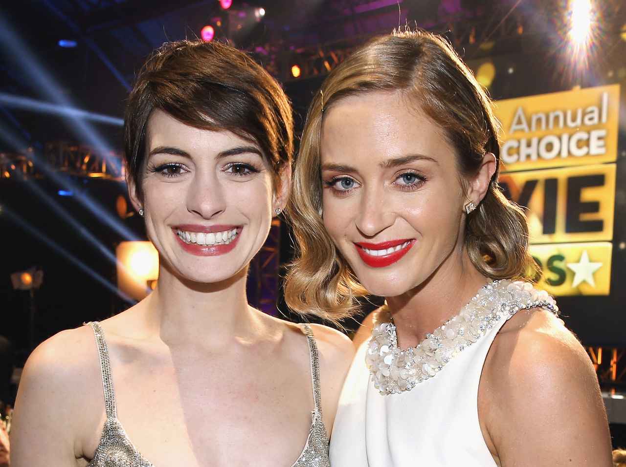 『プラダを着た悪魔』あの名シーン誕生秘話、モデルは街にいた一般人！