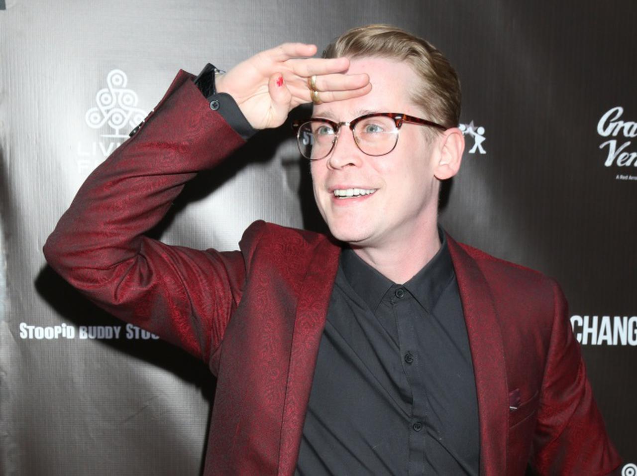 マコーレー・カルキン40歳、超久々に『ホーム・アローン』のケビンに扮した姿に騒然…