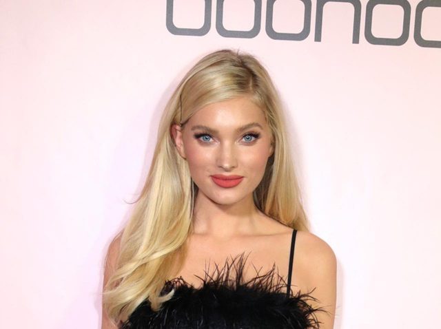 エルザ・ホスク、美しいトップレスの写真で子供の性別を明かす