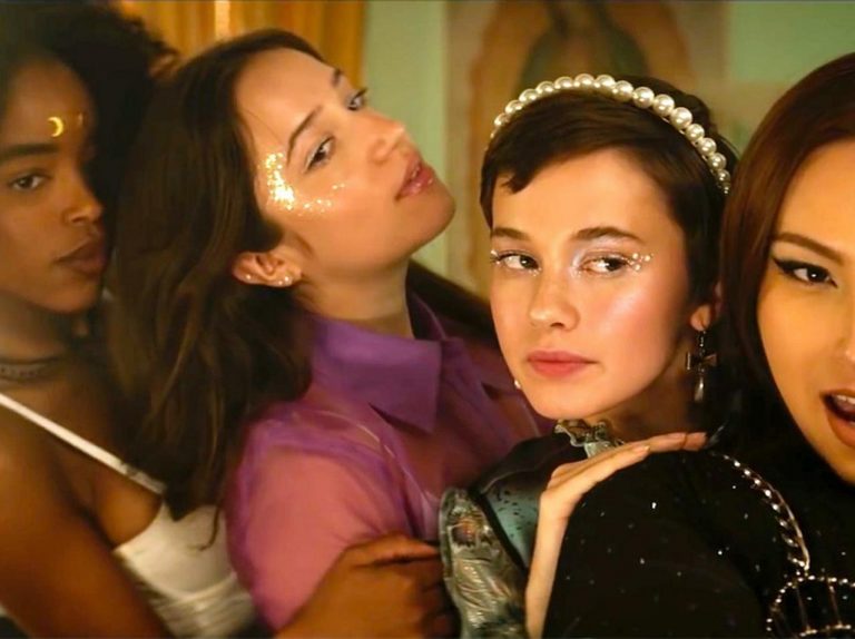 90’sファッションバイブル映画のリメイク『ザ・クラフト：レガシー』の予告編が公開