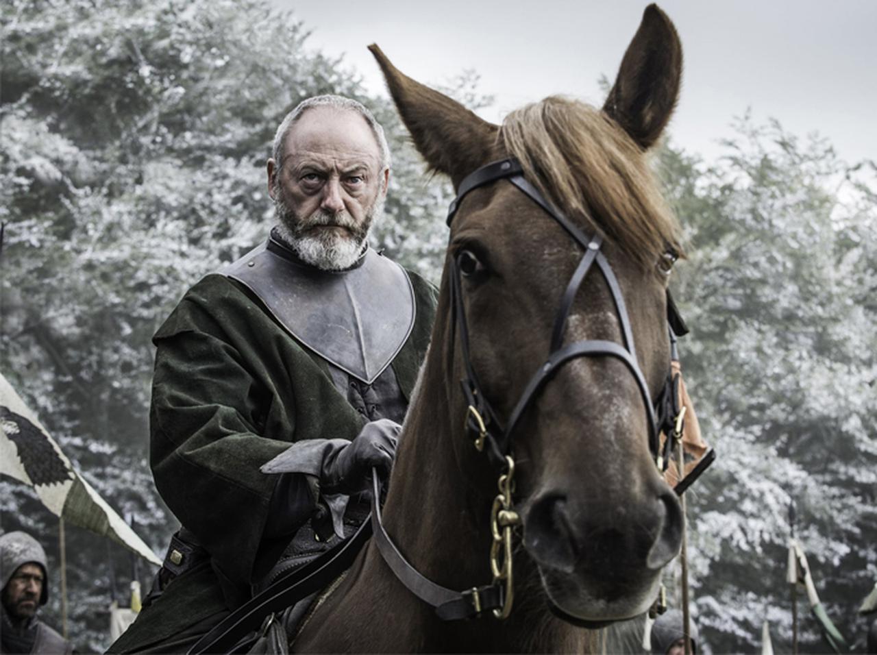 『ゲーム・オブ・スローンズ』ダヴォス役、あのキャラに「一目惚れ」する展開を断固拒否