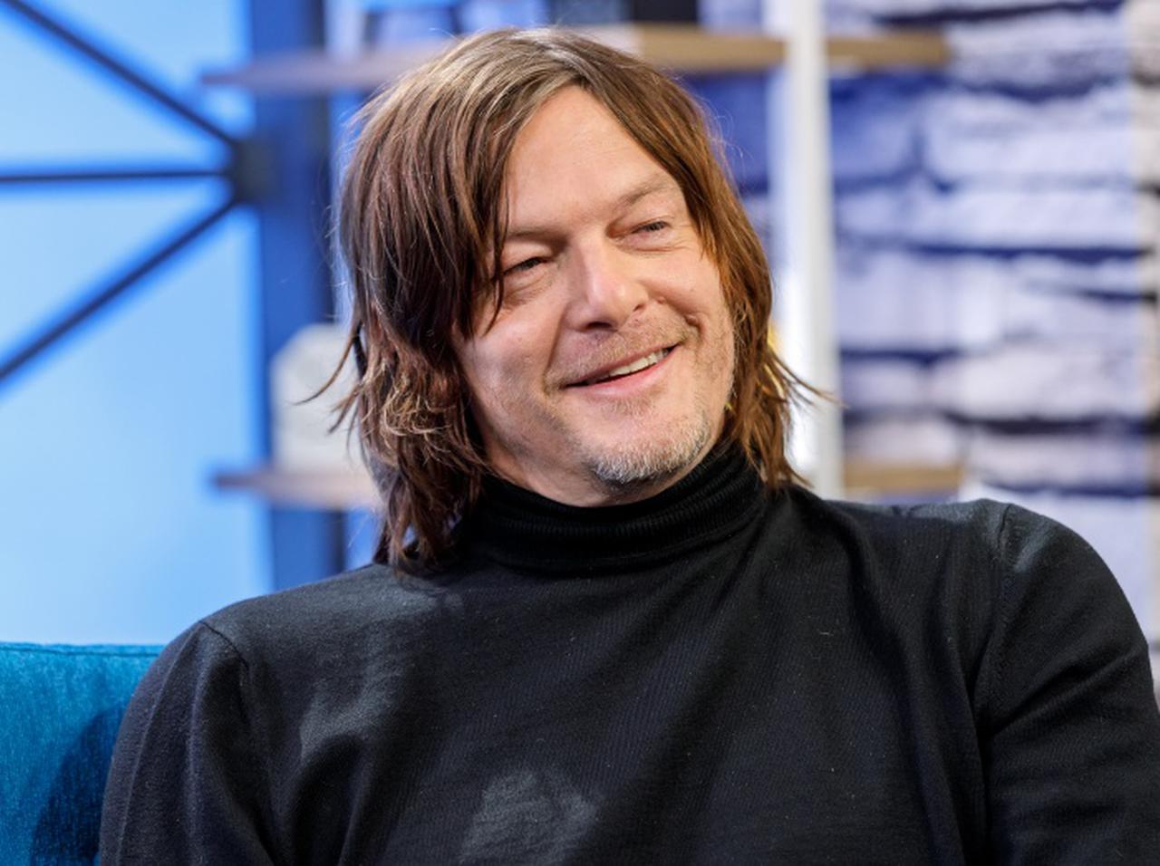 『ウォーキング・デッド』ノーマン・リーダス、レア写真で「超美形息子」の21歳の誕生日を祝う