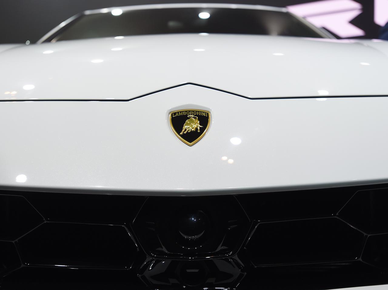 ランボルギーニにロールス・ロイスが衝突、逃走の運転手に向けた警察のコメントが…