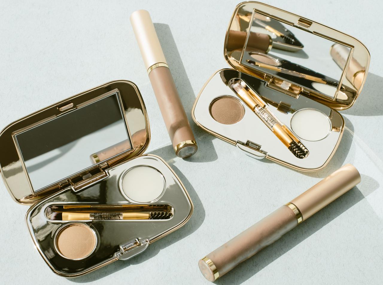 眉コスメはどの色を選ぶべき?印象的な眉をつくるプロの選び方