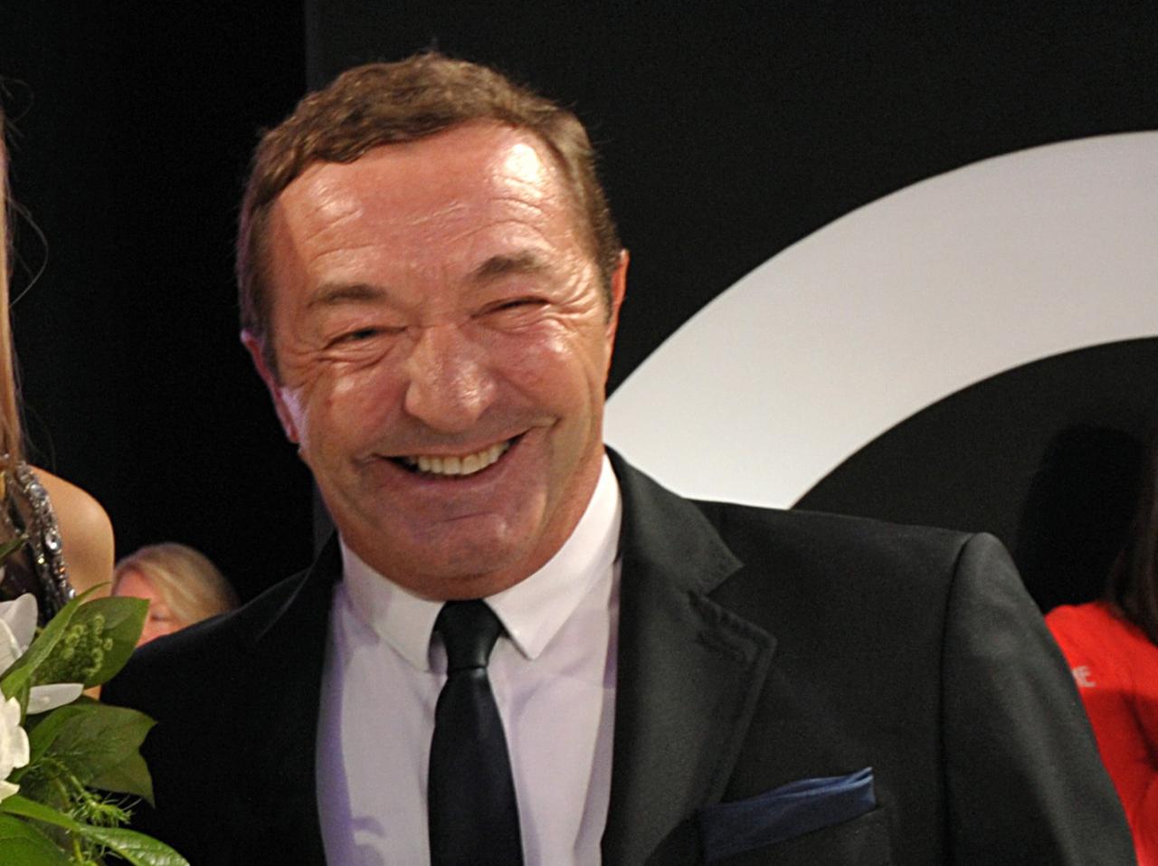 15歳をレイプしたモデル業界の重鎮を告発、元妻が女性達を「信じる」