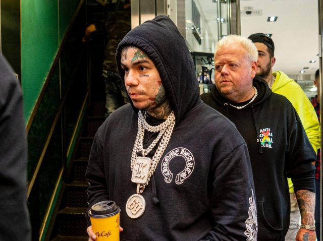 テカシ・シックスナイン、ダイエット薬の過剰摂取で入院と報道