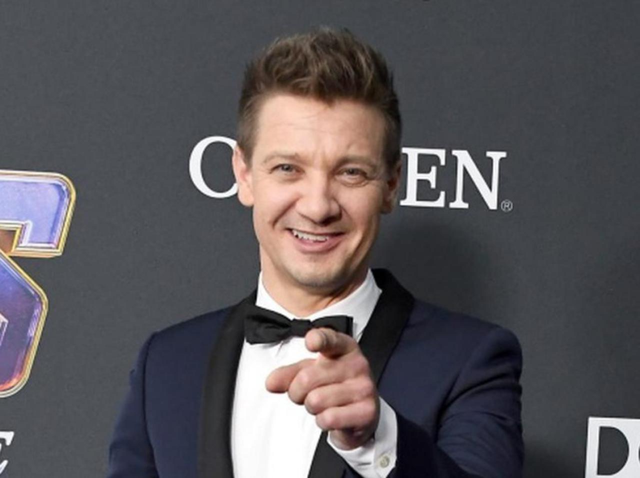 MCUホークアイの単独ドラマが始動か ジェレミー・レナーが撮影中の写真を投稿!