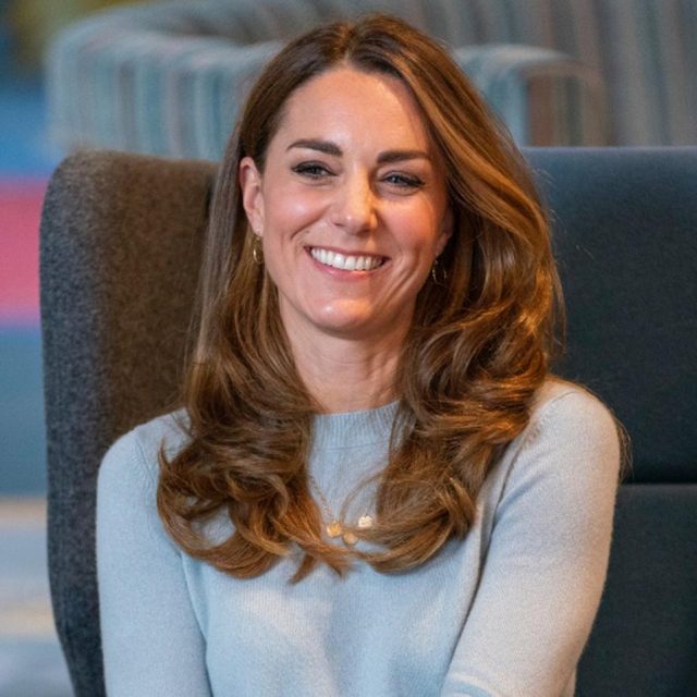 キャサリン妃、Zoom会議で背景に「映り込んだもの」に目を奪われる人が続出