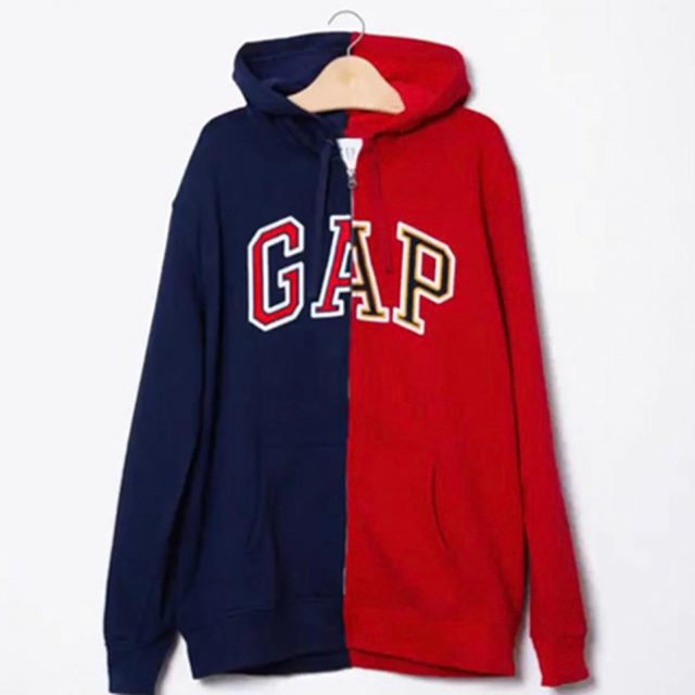 GAP、「青＆赤半分ずつのパーカー」を使ったメッセージがまったく響かず