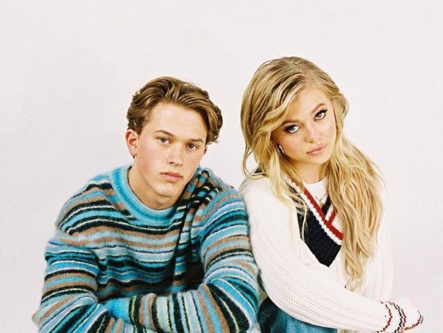 ローレン・グレイ、リース・ウィザースプーンのイケメン息子とコラボ！母リースも応援