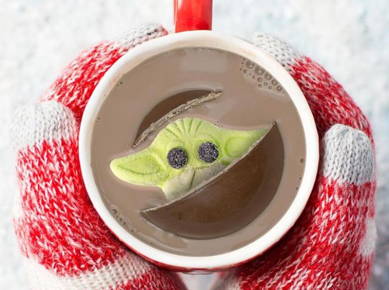 TikTokで大流行中のほっこり飲み物トレンドに「ベビーヨーダ」が参戦!