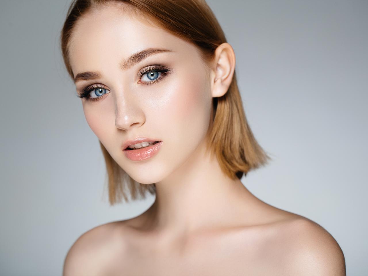 ボブのハネやうねりを解消!「伸ばしかけ期間」をかわいく楽しむテク3つ