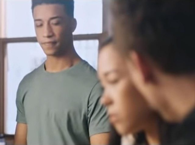 女性は街にいるだけで性被害に遭う、ロレアルパリが「傍観者」に行動を呼びかけ