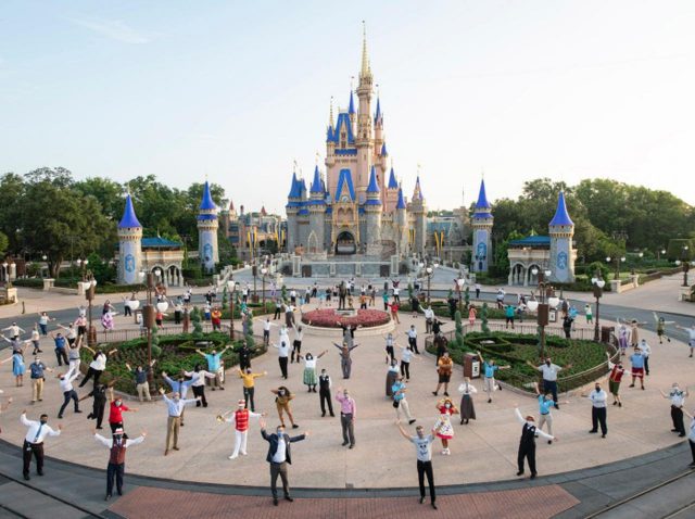 ディズニーランド、日頃の感謝を込めて行なった「あること」に頭が上がらない