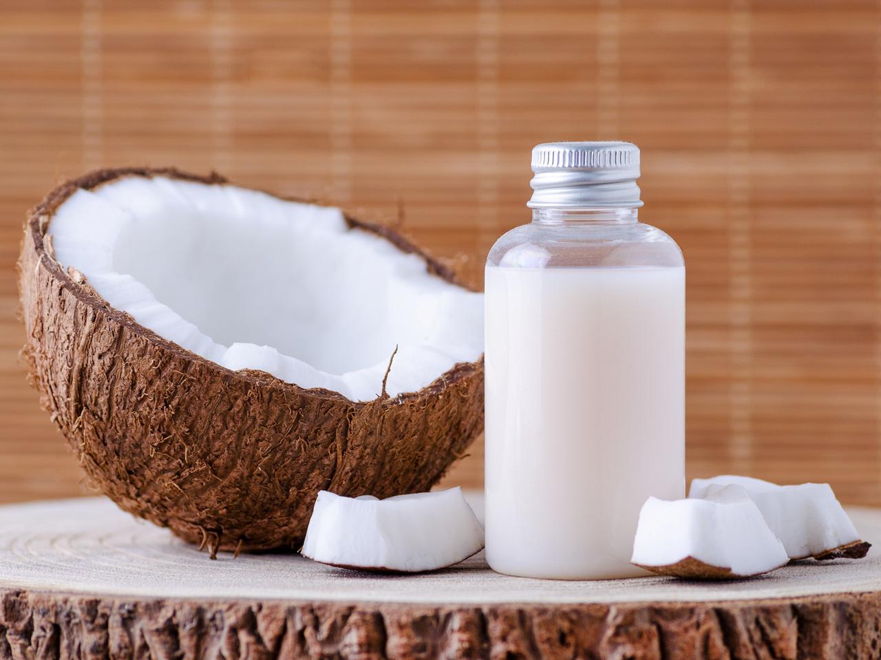 実はよくない？髪に「食用のココナッツオイル」を塗ることを専門家がオススメしない理由