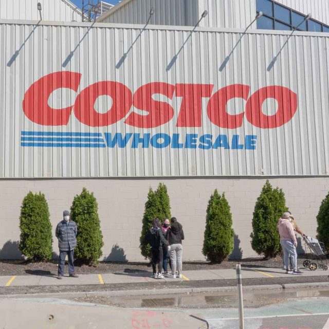 コストコ、“選ばれし人しか買えない”商品の「中身」がヤバすぎる